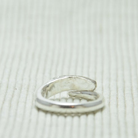 KIRSCHSTREUSSEL     Ring aus einer Gabelzinke
